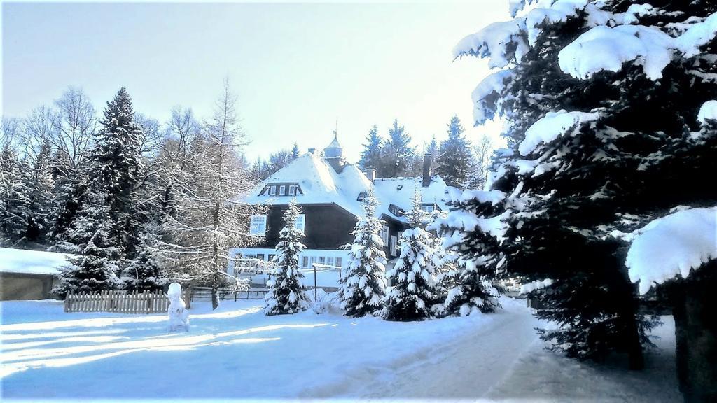 Готель Erzgebirgshof Bethlehemstift Neudorf-Bornstein Екстер'єр фото