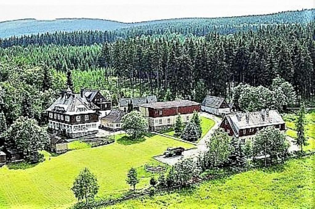 Готель Erzgebirgshof Bethlehemstift Neudorf-Bornstein Екстер'єр фото