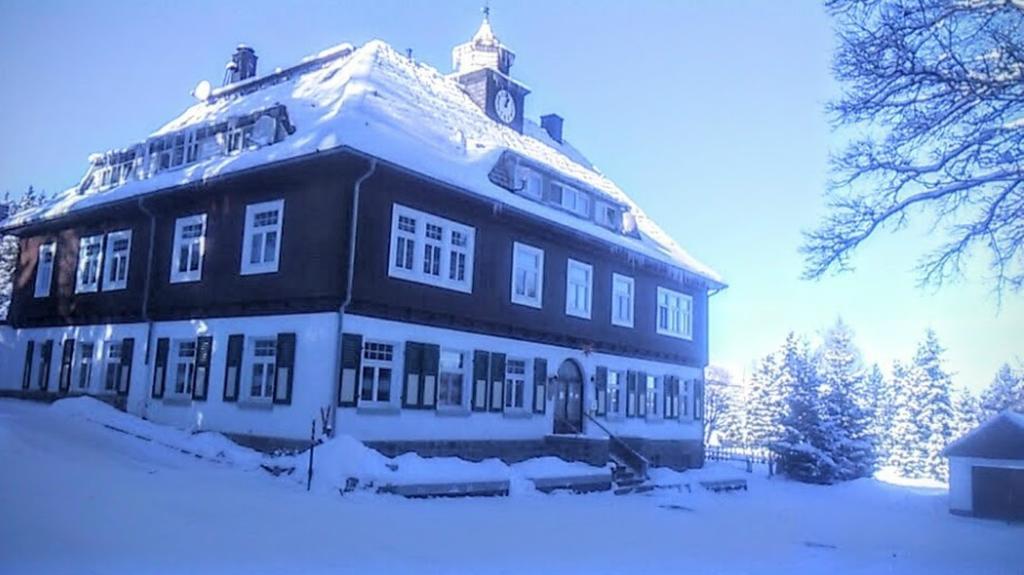 Готель Erzgebirgshof Bethlehemstift Neudorf-Bornstein Екстер'єр фото