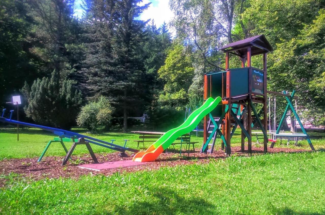 Готель Erzgebirgshof Bethlehemstift Neudorf-Bornstein Екстер'єр фото